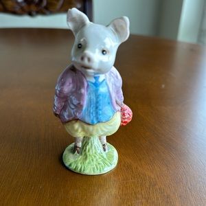 Beatrix Potter’s Pigling BlandFigurine, F Warne & Co Beswick England, 1956